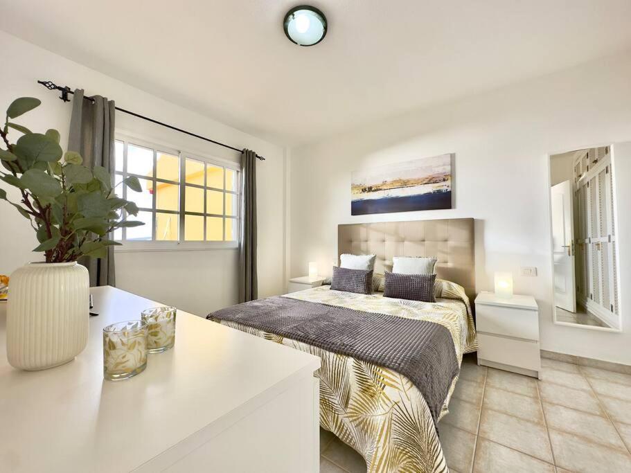 Appartement Penthouse With Ocean Views - Torviscas à Costa Adeje  Extérieur photo